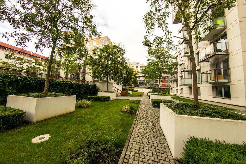 Apartamento Korunni Dvur, 2 Free Parkings