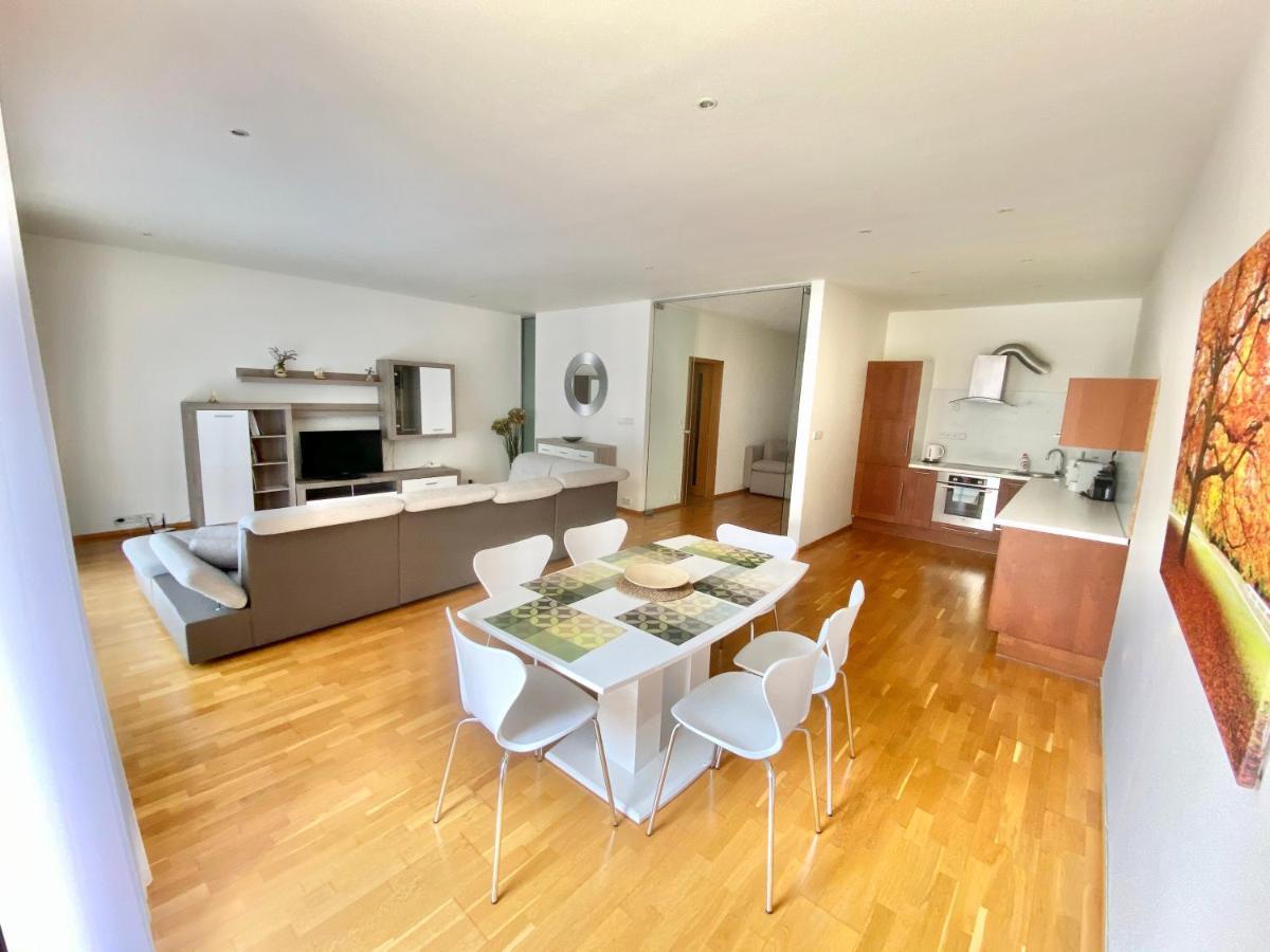 Korunni Dvur, 2 Free Parkings Apartamento *