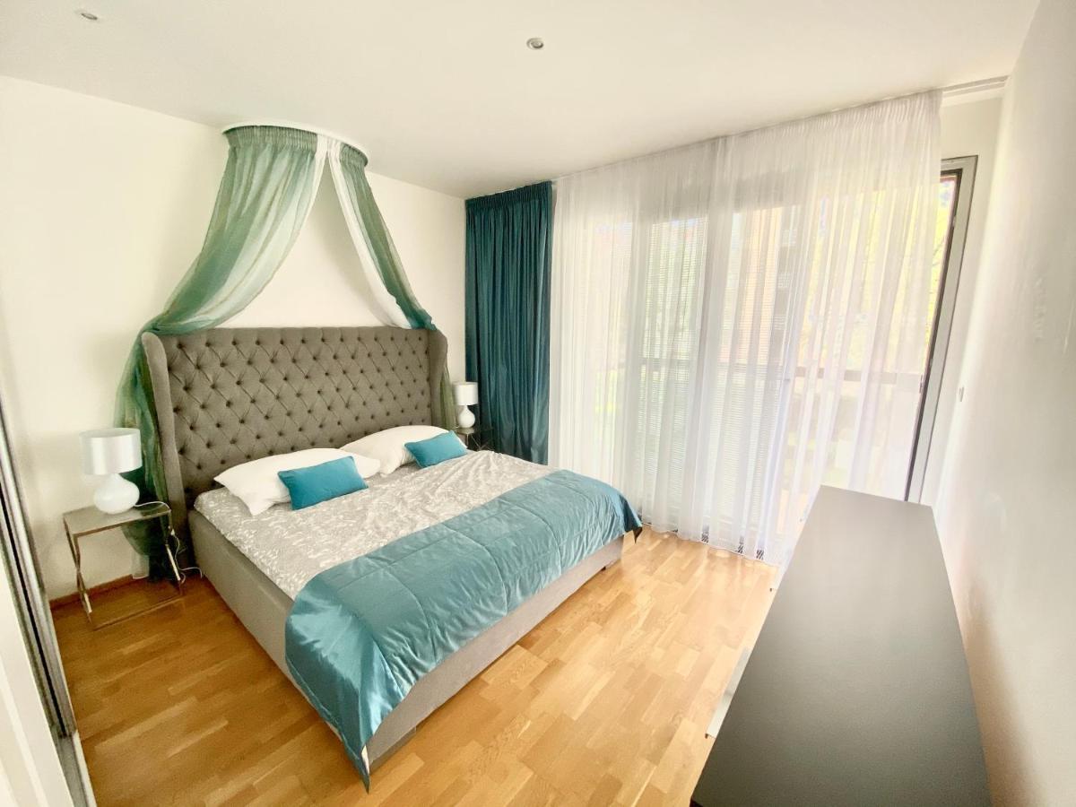 Apartamento Korunni Dvur, 2 Free Parkings *